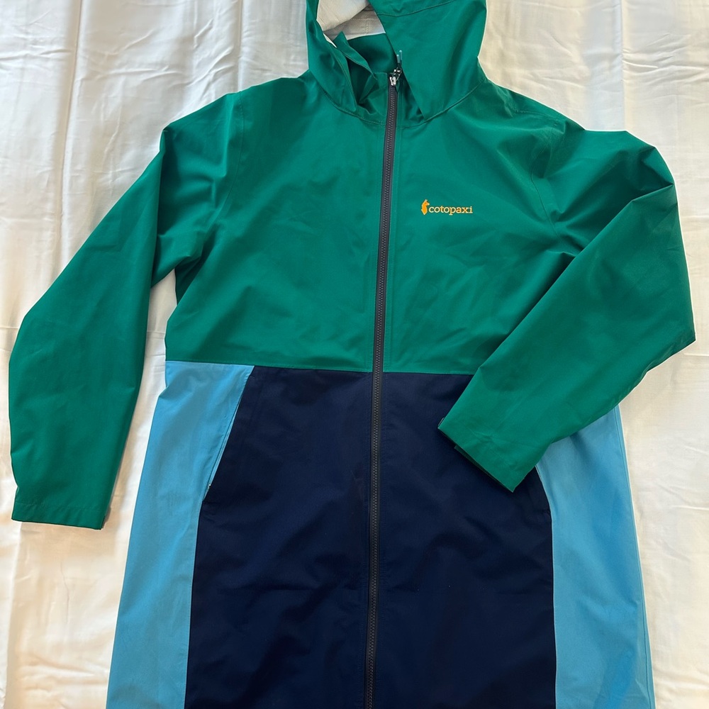 Cotopaxi Green and Blue Trench Coat with Hood and Full-Zip